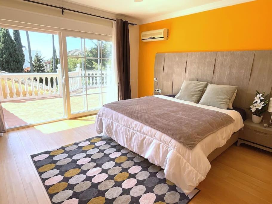 Beachside 4 Beds Cozy Villa, 700m Canas Beach! Villa